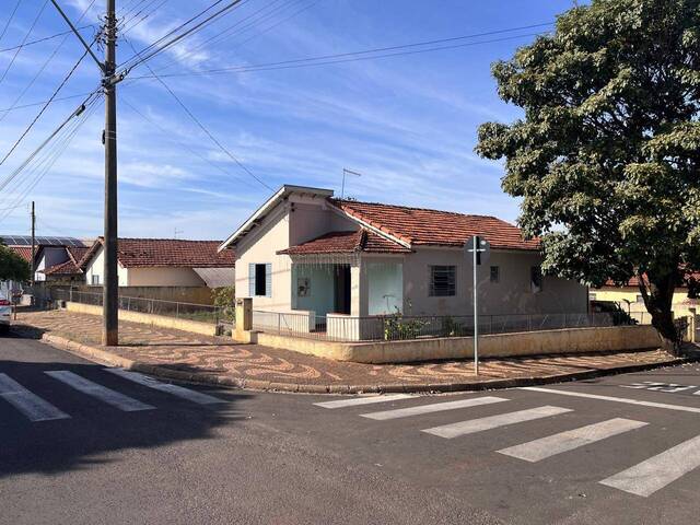 #73 - Casa para Venda em Brotas - SP - 2