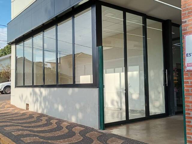 #74 - Casa para Locação em Brotas - SP - 2