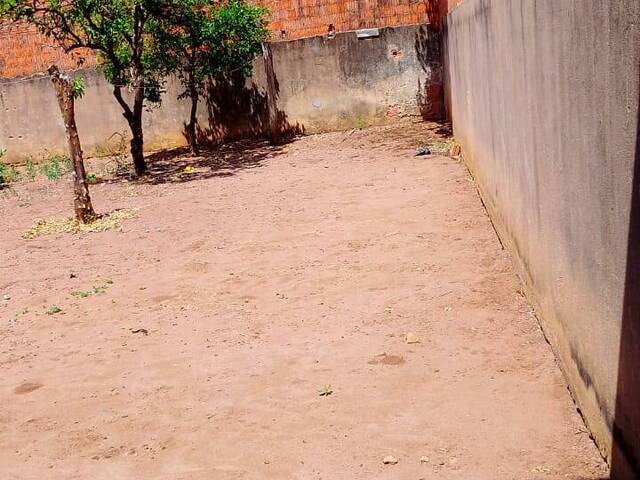 #92 - Casa para Venda em Brotas - SP - 3