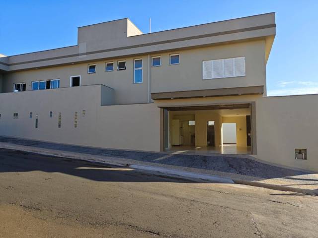 #79 - Casa para Venda em Brotas - SP - 1