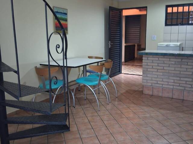 Casa para Locação em Brotas - 2