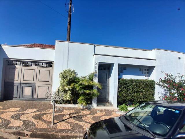 #141 - Casa para Venda em Brotas - SP - 1