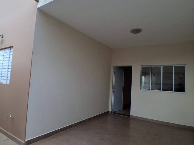 #142 - Casa para Locação em Brotas - SP - 2