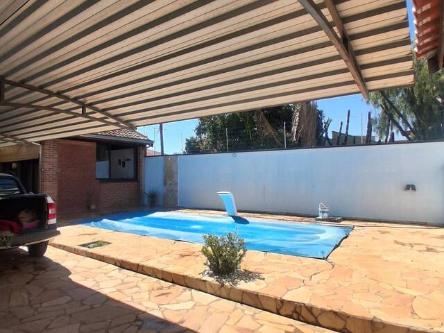 #150 - Casa para Locação em Brotas - SP - 2