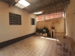#221 - Casa para Venda em Brotas - SP - 2