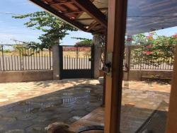 #223 - Casa para Venda em Brotas - SP - 2