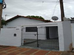 #324 - Casa para Venda em Brotas - SP - 1